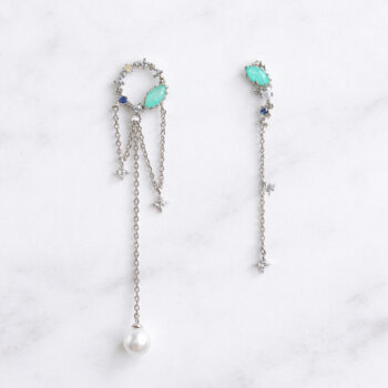 Grace Turquoise Asymmetry ピアス
