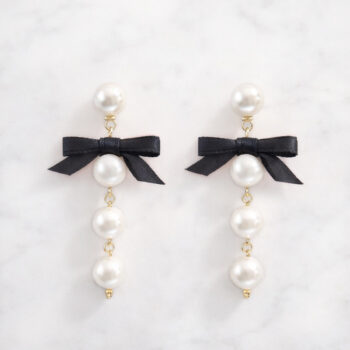 Girly Matte Ribbon Long Pearl ピアス&イヤリング/Black