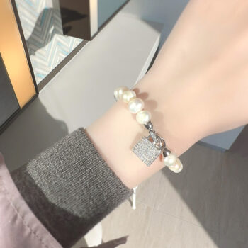 Jewel Padlock Freshwater Pearl ブレスレット