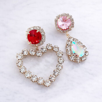 Dress Grace Heartアシンメトリーピアス/イヤリング