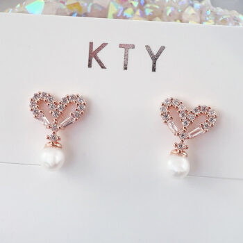 Hearts and Pearls ピアス/イヤリング 【ニッケルフリー】