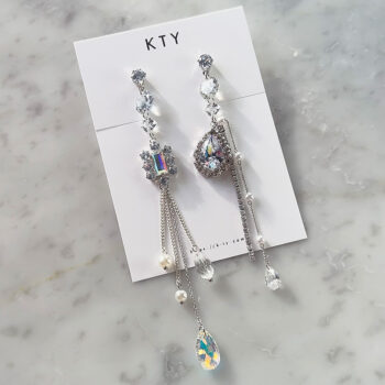 Shine Asymmetry ピアス