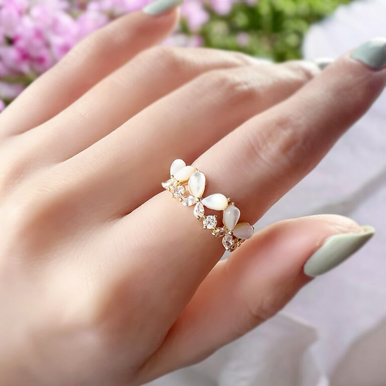 Natural Shell Butterfly リング/free size【ニッケルフリー】