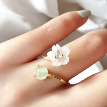 Natural Shell Flower リング/free size【ニッケルフリー】