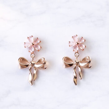 Ice Cubic Ribbon ピアス