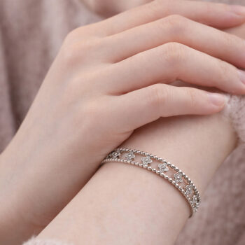 Luxury Open Clover motif ブレスレット/ silver