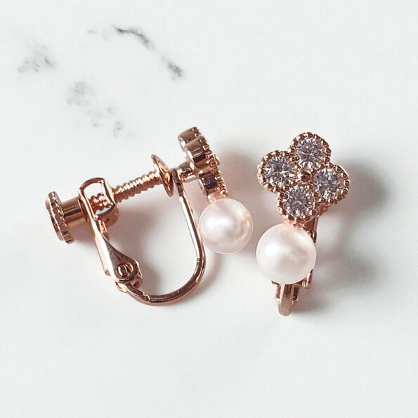 Mini Pearl Clover ピアス/イヤリング【ニッケルフリー】 | KTY