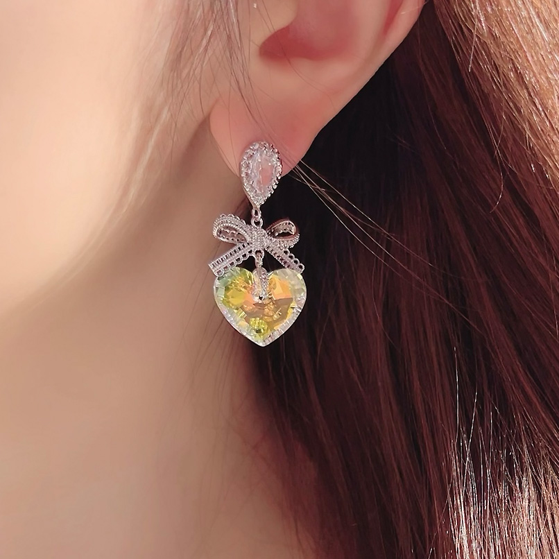 ピアス 一覧 | KTY