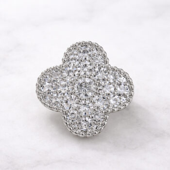 Lucky Clover イヤーカフ