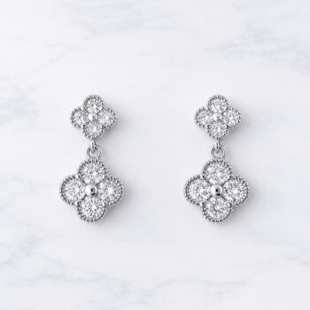 Mini Brilliant Clover ピアス&イヤリング/Silver【ニッケルフリー】