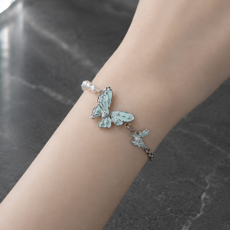 Aurelia Étoile Butterfly ブレスレット